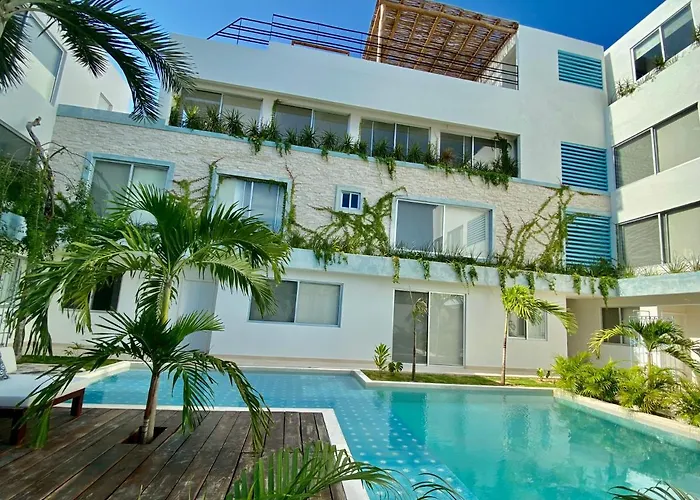 Rosa Azul Aparthotel